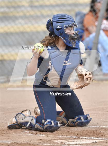 Thumbnail 1 in Cienega vs. Santiago (Michelle Carew Classic) photogallery.