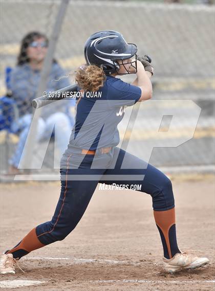 Thumbnail 2 in Cienega vs. Santiago (Michelle Carew Classic) photogallery.