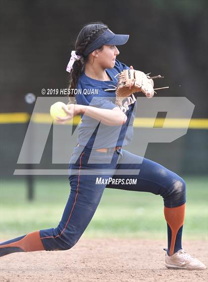 Thumbnail 1 in Cienega vs. Santiago (Michelle Carew Classic) photogallery.