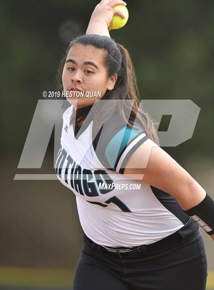 Thumbnail 3 in Cienega vs. Santiago (Michelle Carew Classic) photogallery.