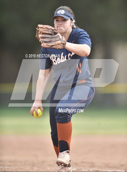 Thumbnail 2 in Cienega vs. Santiago (Michelle Carew Classic) photogallery.
