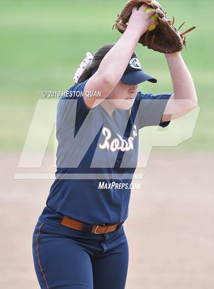 Thumbnail 1 in Cienega vs. Santiago (Michelle Carew Classic) photogallery.