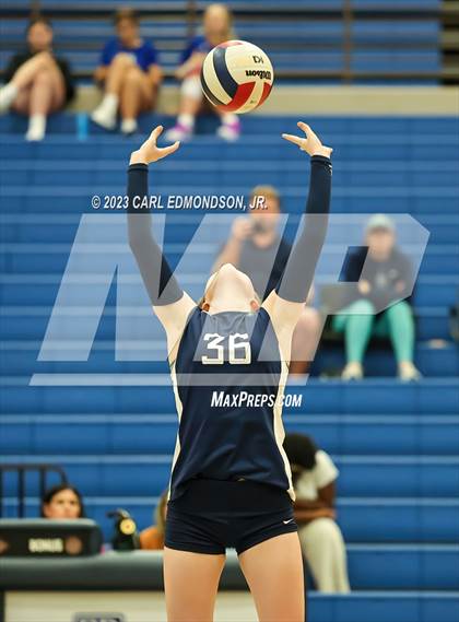 Thumbnail 2 in Page @ Siegel photogallery.