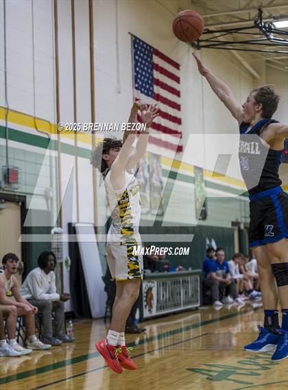 Thumbnail 2 in Kendall vs. Alexander  photogallery.