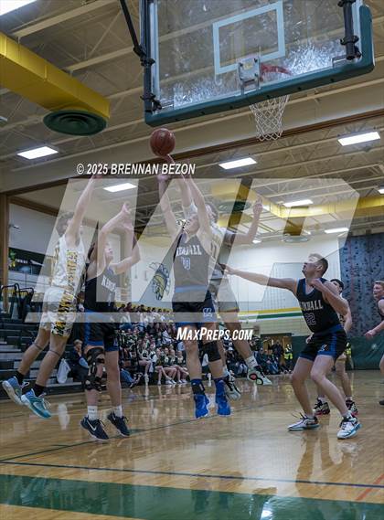Thumbnail 1 in Kendall vs. Alexander  photogallery.