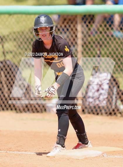 Thumbnail 3 in North Valleys vs Lowry (NIAA 3A Final) photogallery.