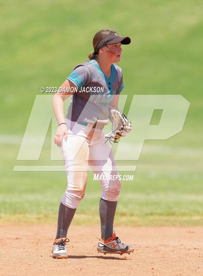 Thumbnail 3 in North Valleys vs Lowry (NIAA 3A Final) photogallery.