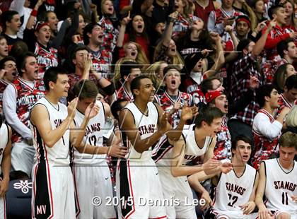 Thumbnail 2 in De La Salle vs. Monte Vista (CIF NCS D1 Final) photogallery.