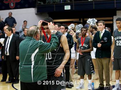 Thumbnail 2 in De La Salle vs. Monte Vista (CIF NCS D1 Final) photogallery.
