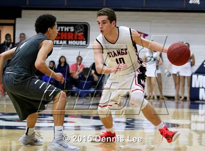 Thumbnail 2 in De La Salle vs. Monte Vista (CIF NCS D1 Final) photogallery.