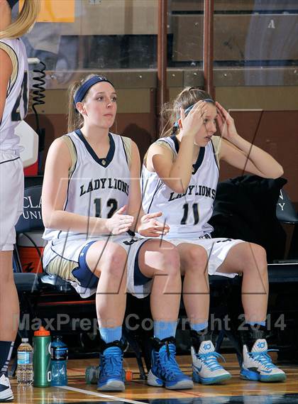 Thumbnail 2 in Kane vs Clarion-Limestone (PIAA D9 AA Semi Final) photogallery.