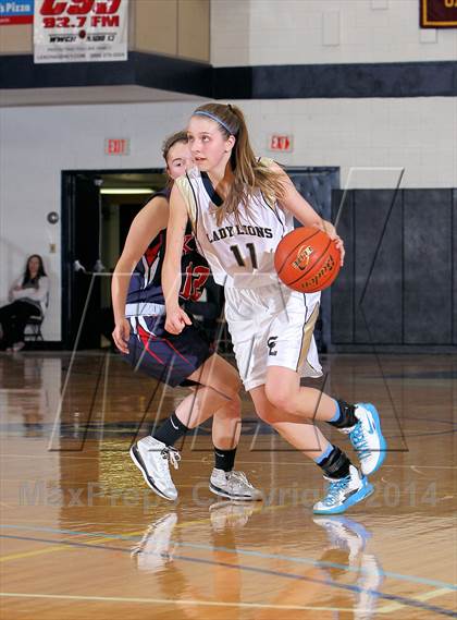 Thumbnail 1 in Kane vs Clarion-Limestone (PIAA D9 AA Semi Final) photogallery.
