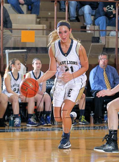 Thumbnail 2 in Kane vs Clarion-Limestone (PIAA D9 AA Semi Final) photogallery.