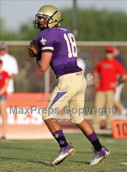Thumbnail 1 in Notre Dame Prep vs. Chaparral photogallery.