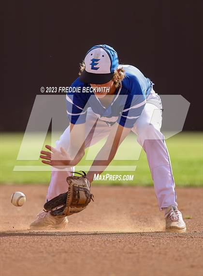 Thumbnail 3 in Ector @ Collinsville photogallery.