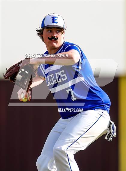 Thumbnail 1 in Ector @ Collinsville photogallery.