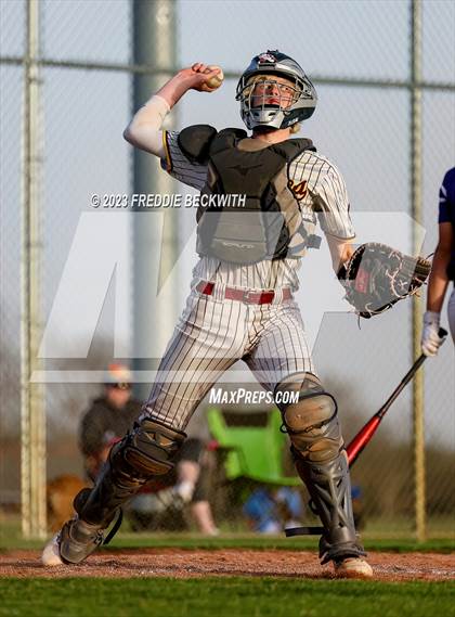 Thumbnail 3 in Ector @ Collinsville photogallery.