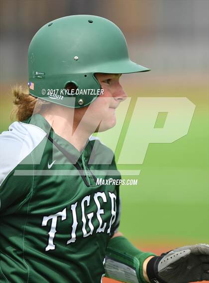 Thumbnail 2 in Blue Ridge vs Lone Oak (Anna Tournament) photogallery.