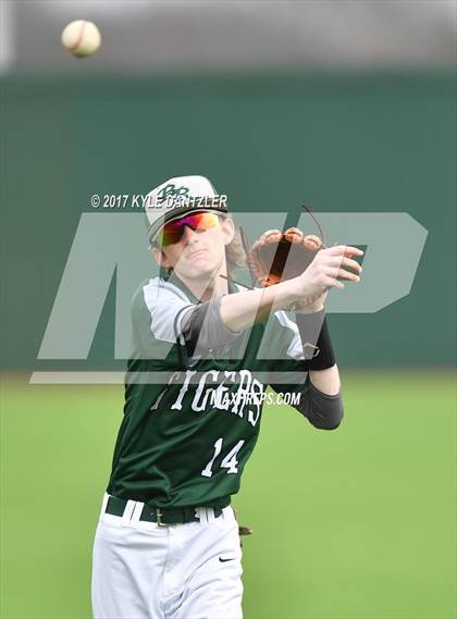 Thumbnail 1 in Blue Ridge vs Lone Oak (Anna Tournament) photogallery.