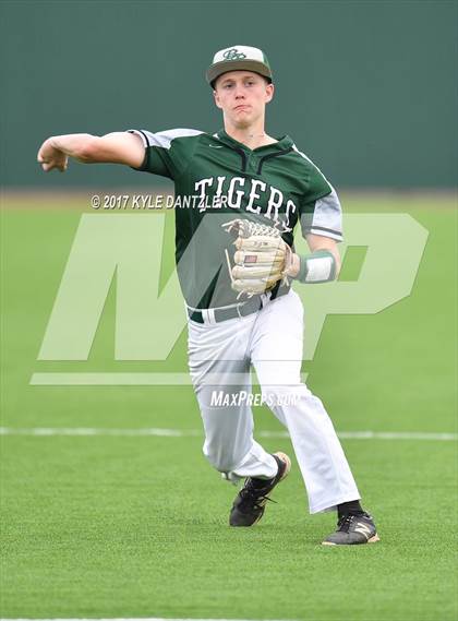 Thumbnail 2 in Blue Ridge vs Lone Oak (Anna Tournament) photogallery.