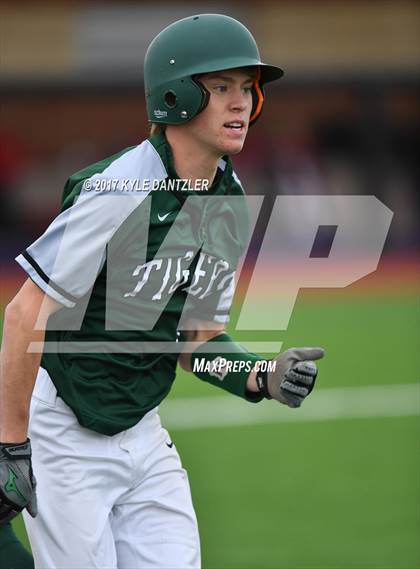 Thumbnail 2 in Blue Ridge vs Lone Oak (Anna Tournament) photogallery.