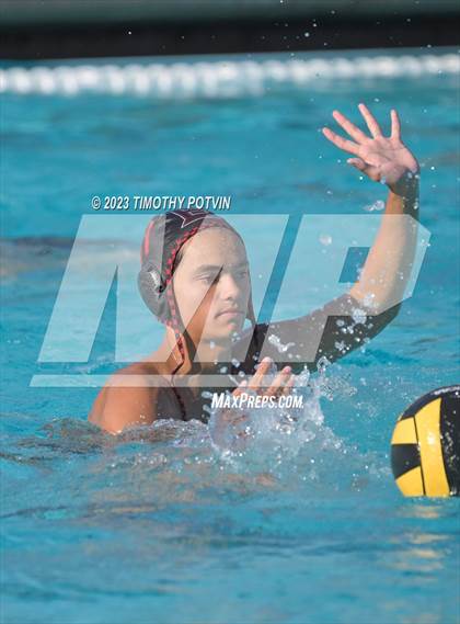 Thumbnail 1 in Corona vs Elsinore photogallery.