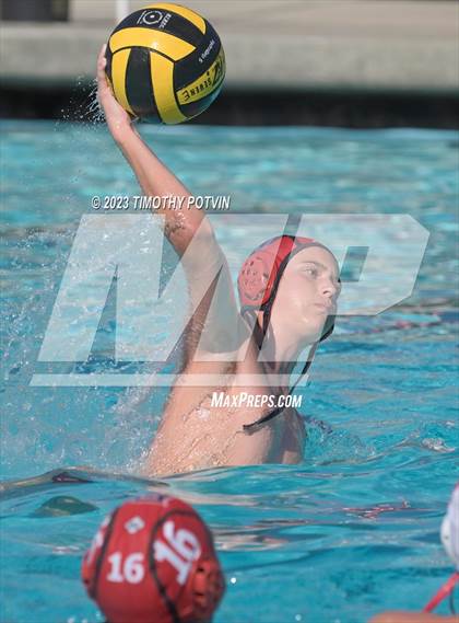 Thumbnail 1 in Corona vs Elsinore photogallery.