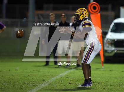 Thumbnail 1 in Columbia @ Lake Wales (FHSAA 3S State Semifinal) photogallery.