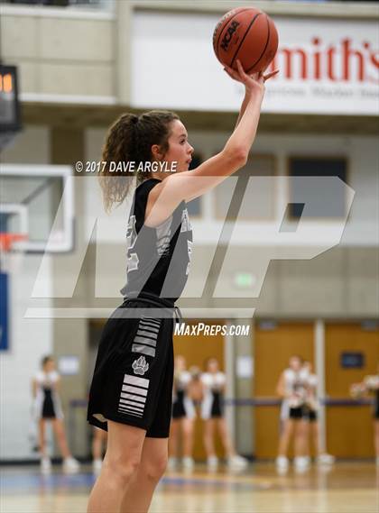 Thumbnail 3 in Viewmont vs. Riverton (UHSAA 5A 1st Round) photogallery.