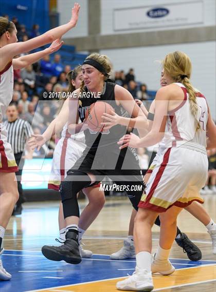 Thumbnail 1 in Viewmont vs. Riverton (UHSAA 5A 1st Round) photogallery.