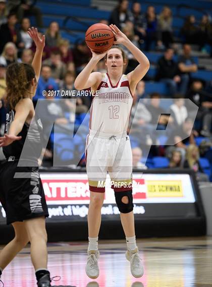 Thumbnail 3 in Viewmont vs. Riverton (UHSAA 5A 1st Round) photogallery.
