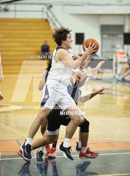 Thumbnail 2 in Chartiers Valley vs. Abington Heights (Central Valley Roundball Holiday Classic) photogallery.
