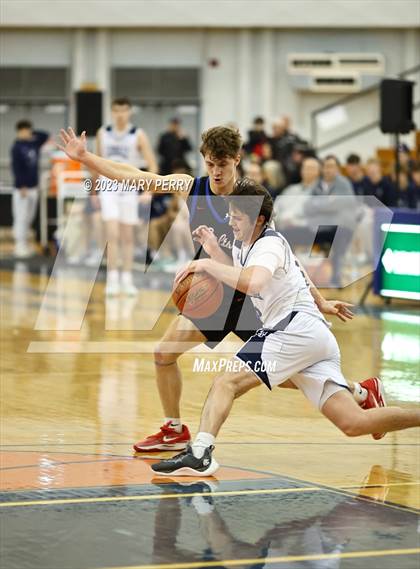 Thumbnail 1 in Chartiers Valley vs. Abington Heights (Central Valley Roundball Holiday Classic) photogallery.