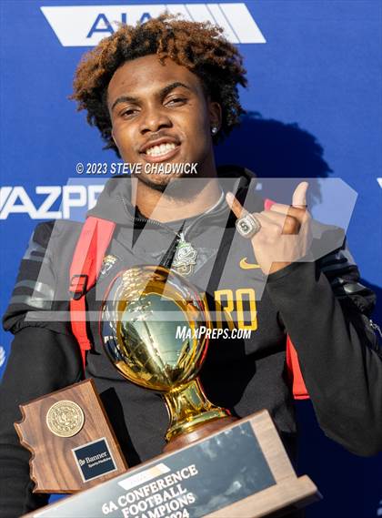 Thumbnail 1 in Red Mountain vs Saguaro (AIA 6A Awards) photogallery.
