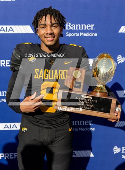 Thumbnail 1 in Red Mountain vs Saguaro (AIA 6A Awards) photogallery.