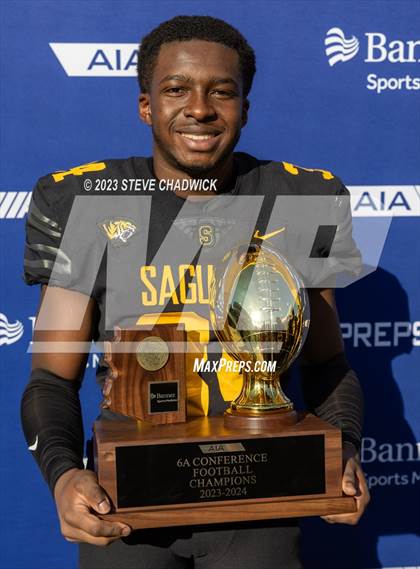 Thumbnail 1 in Red Mountain vs Saguaro (AIA 6A Awards) photogallery.