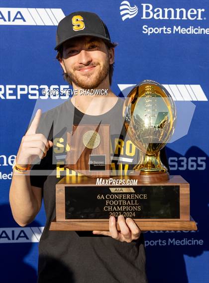 Thumbnail 1 in Red Mountain vs Saguaro (AIA 6A Awards) photogallery.