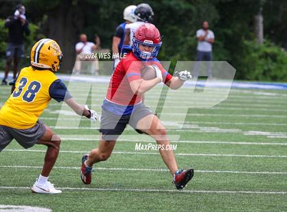 Thumbnail 1 in Olive Branch vs Huntsville (U of Memphis 7v7) photogallery.