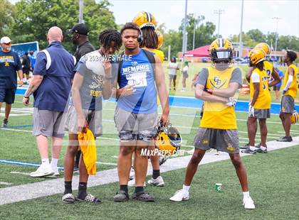 Thumbnail 2 in Olive Branch vs Huntsville (U of Memphis 7v7) photogallery.