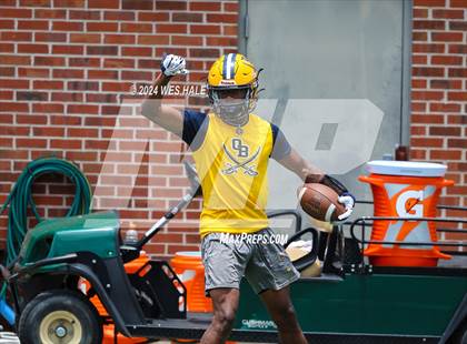 Thumbnail 1 in Olive Branch vs Huntsville (U of Memphis 7v7) photogallery.