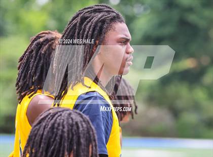 Thumbnail 3 in Olive Branch vs Huntsville (U of Memphis 7v7) photogallery.