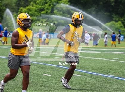 Thumbnail 2 in Olive Branch vs Huntsville (U of Memphis 7v7) photogallery.