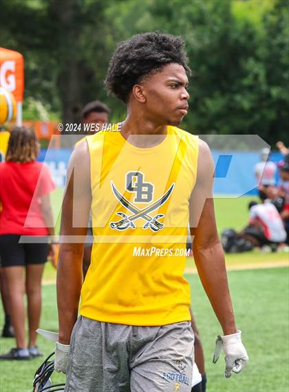 Thumbnail 1 in Olive Branch vs Huntsville (U of Memphis 7v7) photogallery.