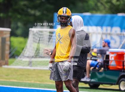 Thumbnail 2 in Olive Branch vs Huntsville (U of Memphis 7v7) photogallery.