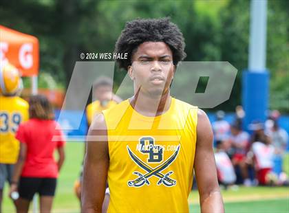 Thumbnail 2 in Olive Branch vs Huntsville (U of Memphis 7v7) photogallery.