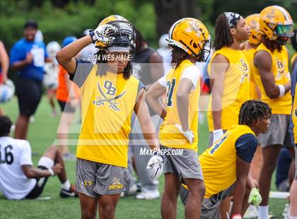 Thumbnail 3 in Olive Branch vs Huntsville (U of Memphis 7v7) photogallery.