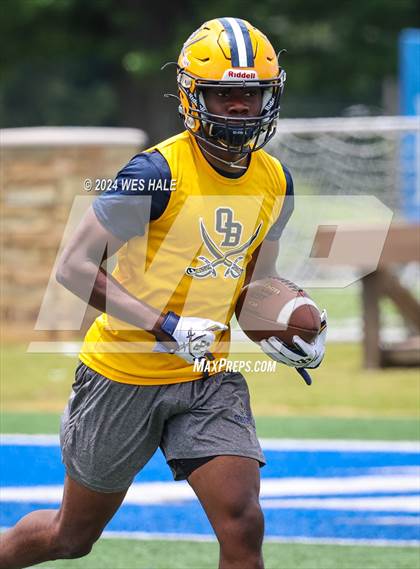 Thumbnail 3 in Olive Branch vs Huntsville (U of Memphis 7v7) photogallery.