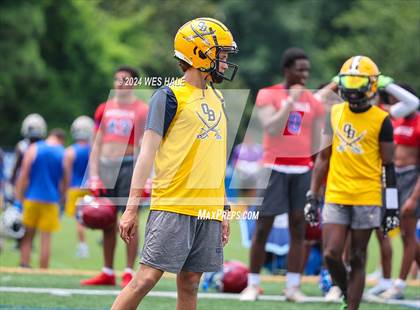 Thumbnail 2 in Olive Branch vs Huntsville (U of Memphis 7v7) photogallery.