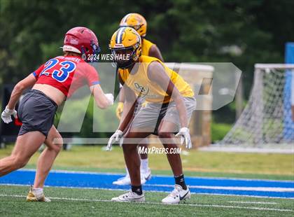 Thumbnail 2 in Olive Branch vs Huntsville (U of Memphis 7v7) photogallery.