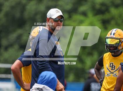 Thumbnail 1 in Olive Branch vs Huntsville (U of Memphis 7v7) photogallery.